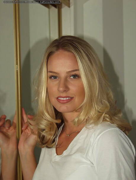 Matts Models invite you to explore a free pics with Jordan West showing well-done form